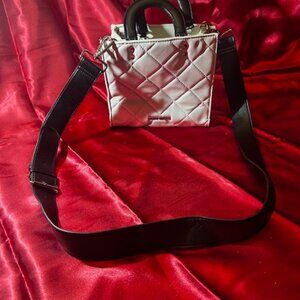 Steve Madden quilted bag faux leather diamond-patterned stitch handles and strap